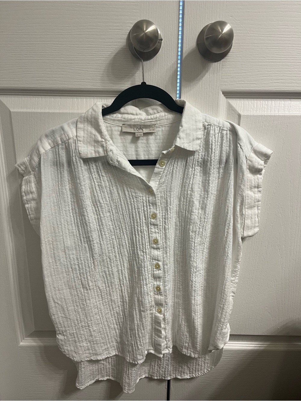 LOFT White Gauze Button-Front Short Sleeve Blouse